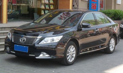 Автостекла Toyota Camry XV50 c установкой в Москве